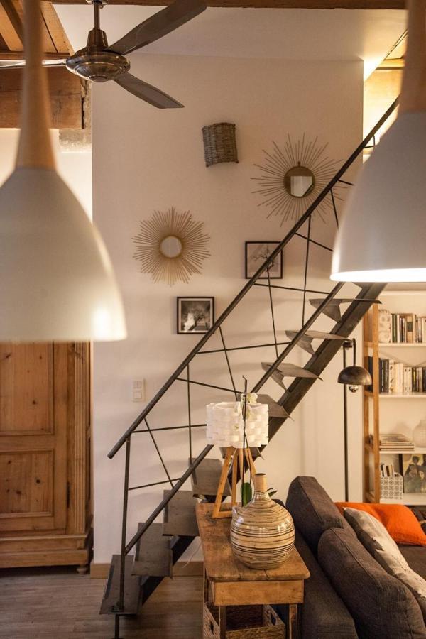 Апартаменты Authentic Loft With Mezzanine & Exposed Stones Heart Of Лион Экстерьер фото
